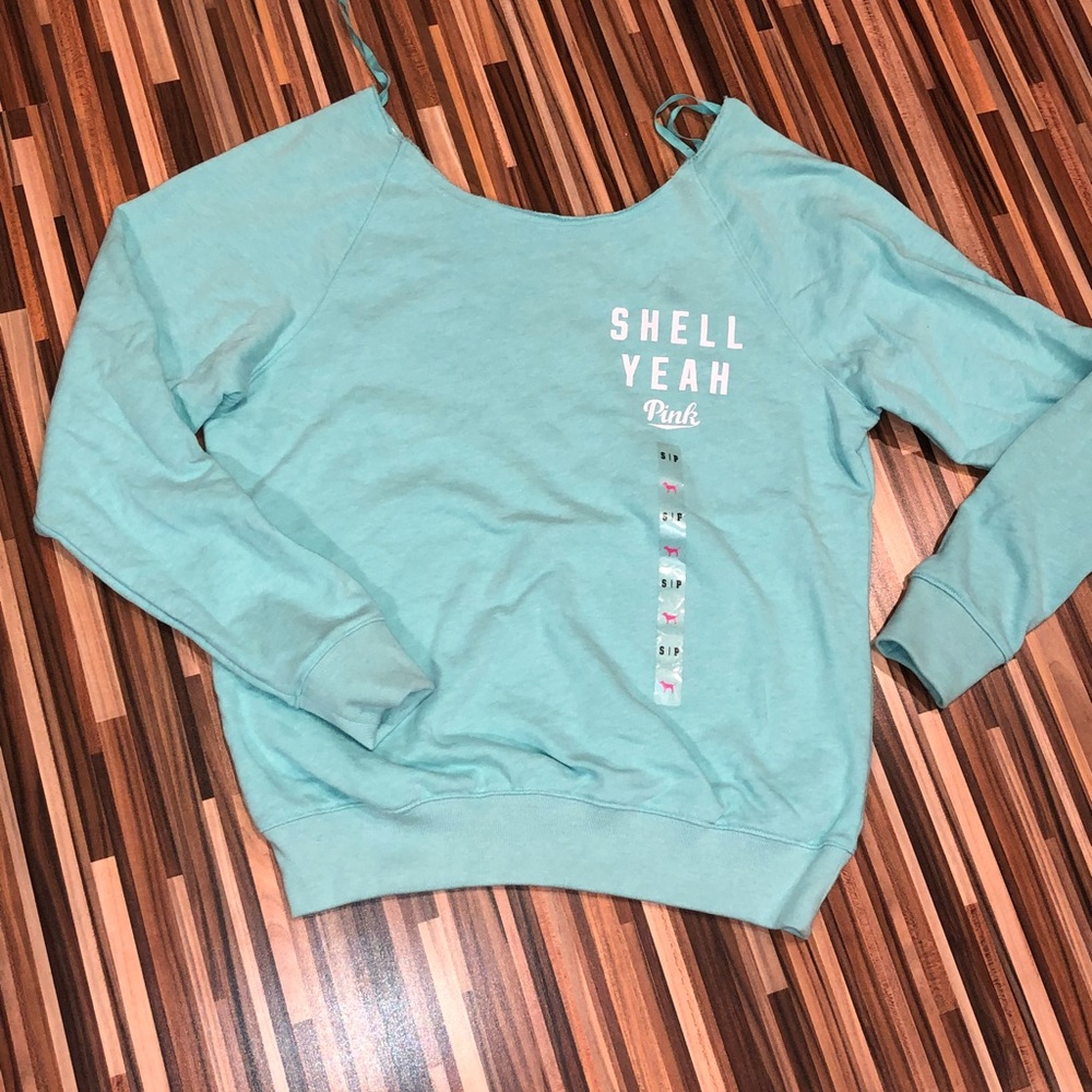 ~SOLD~VS PINK SLOUCHY SWEATER 🌈